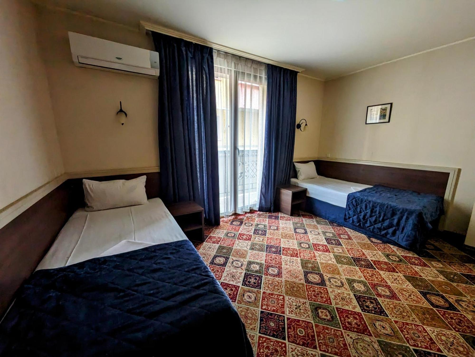 סטרה זגורה Hotel La Roka מראה חיצוני תמונה