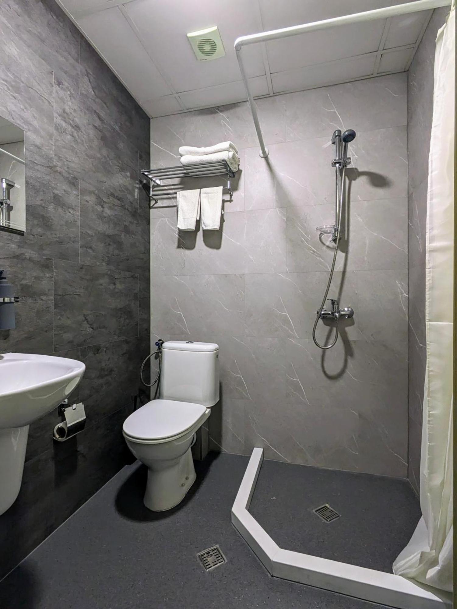 סטרה זגורה Hotel La Roka מראה חיצוני תמונה
