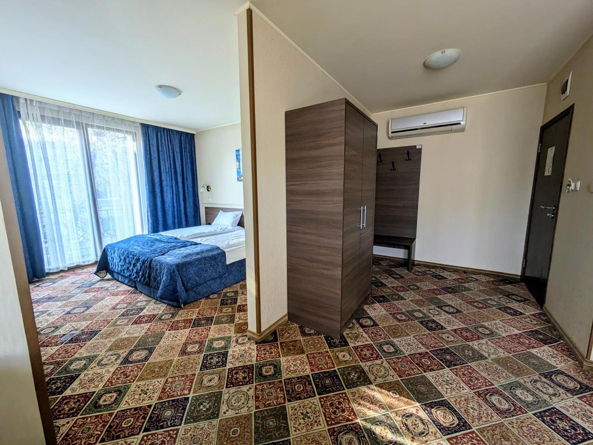 סטרה זגורה Hotel La Roka מראה חיצוני תמונה