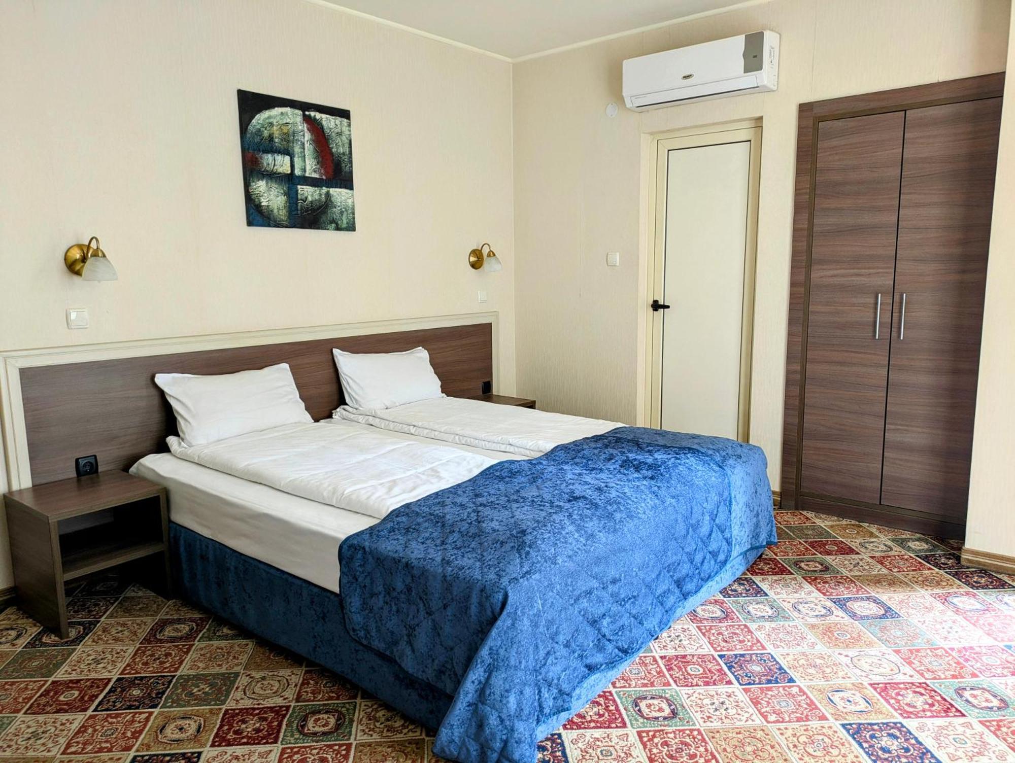 סטרה זגורה Hotel La Roka מראה חיצוני תמונה